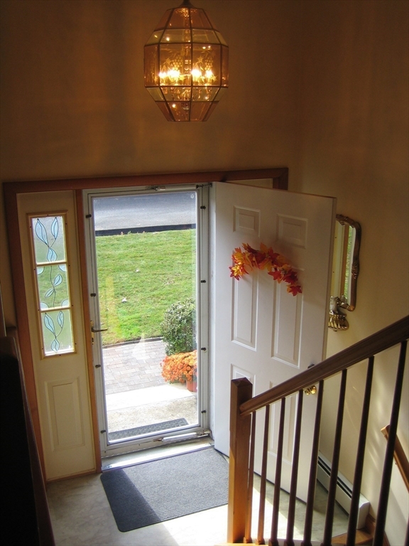 88 Great Woods Road Saugus, MA 01906 - Photo 5 of 38 Gallery Image 5