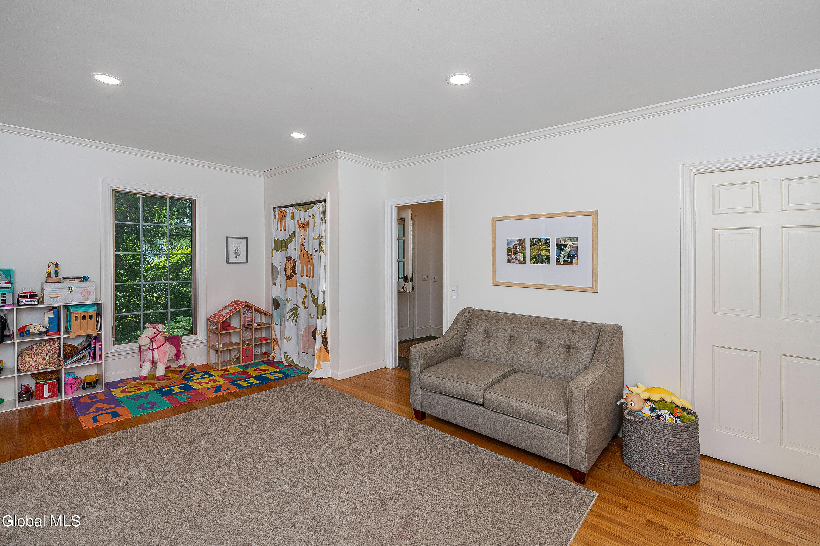 17 Birch Hill Road Albany, NY 12211 - Photo 25 of 71 039-17-Birch-Hill-Rd