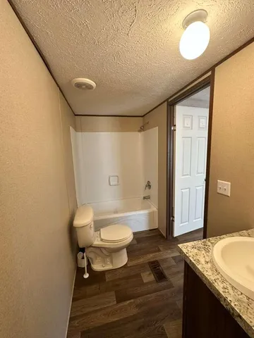 $204,900 | 5945 Southeast 95th Trail, Okeechobee, FL 34974