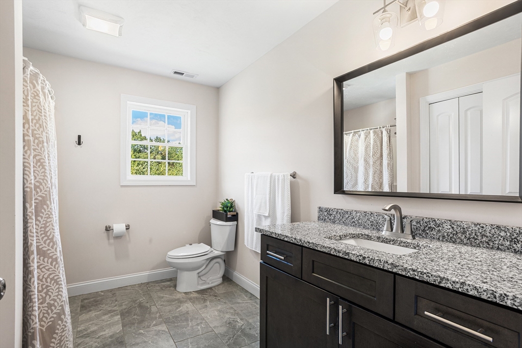 39 Hycrest Road Charlton, MA 01507 - Photo 19 of 31
