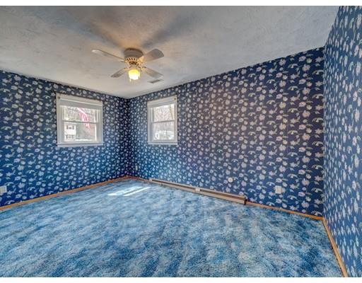 105 Hartness Road Sutton, MA 01590 - Photo 14 of 20 a view of an empty room