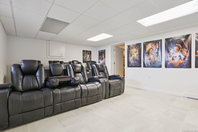 $2,300,000 | 65 Neptune Drive, Groton, CT 06340