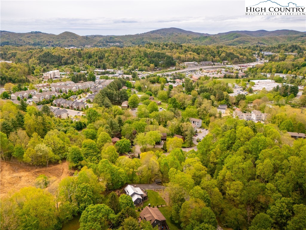 292 Fieldstream Drive Boone, NC 28607 - Photo 48 of 50 Gallery Image 48