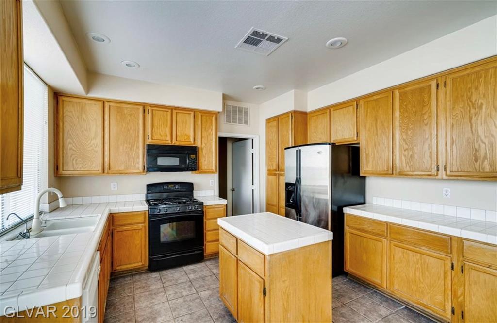 2667 Ridgewater Circle Henderson, NV 89074 - Photo 4 of 21