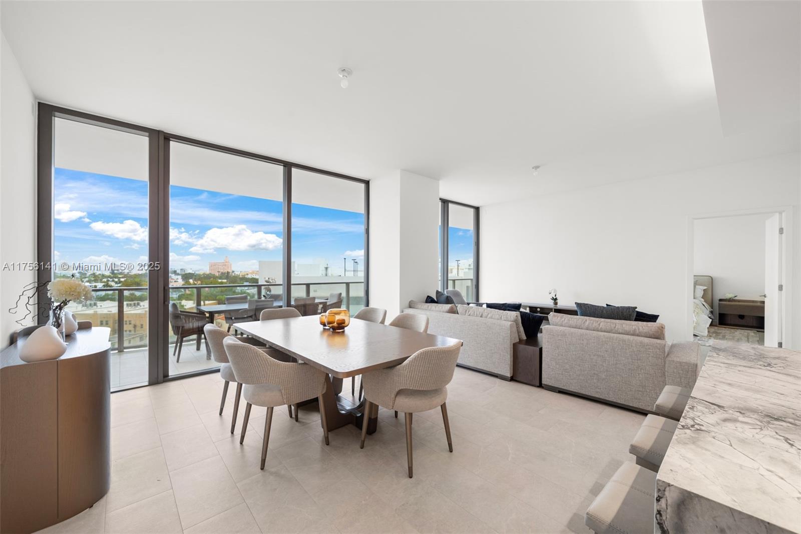 500 Alton Road, Unit 907 Miami Beach, FL 33139 - Photo 16 of 28