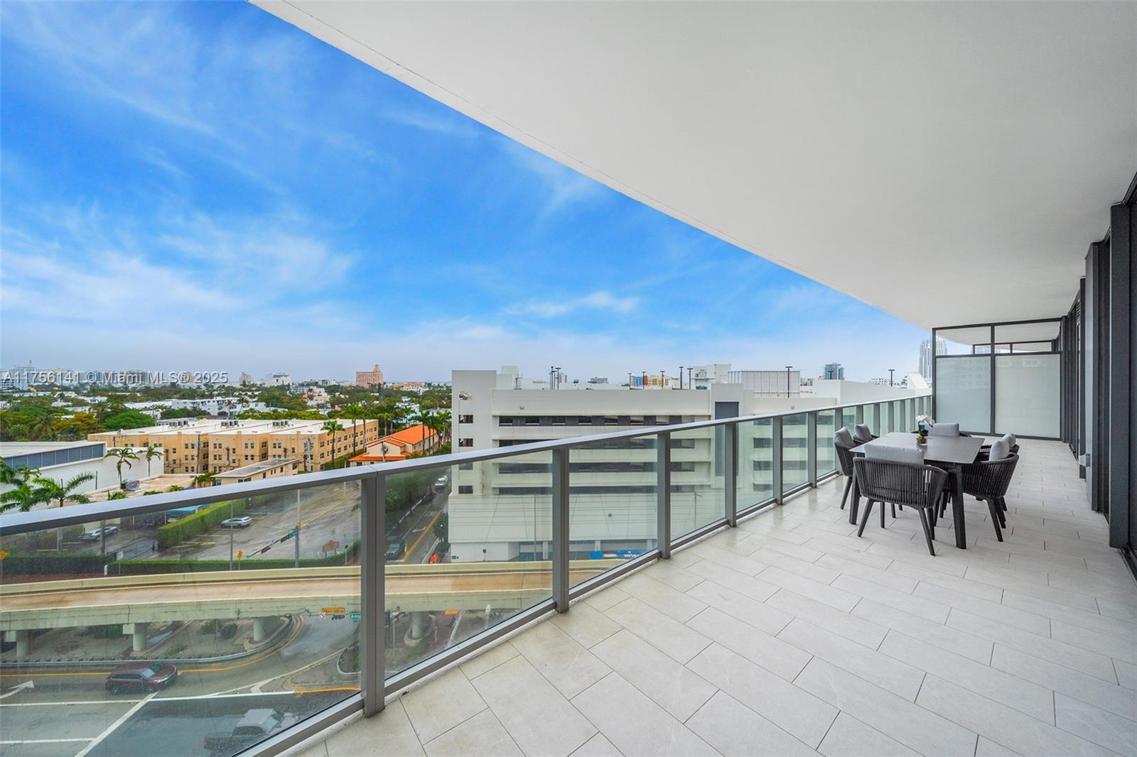 500 Alton Road, Unit 907 Miami Beach, FL 33139 - Photo 23 of 28