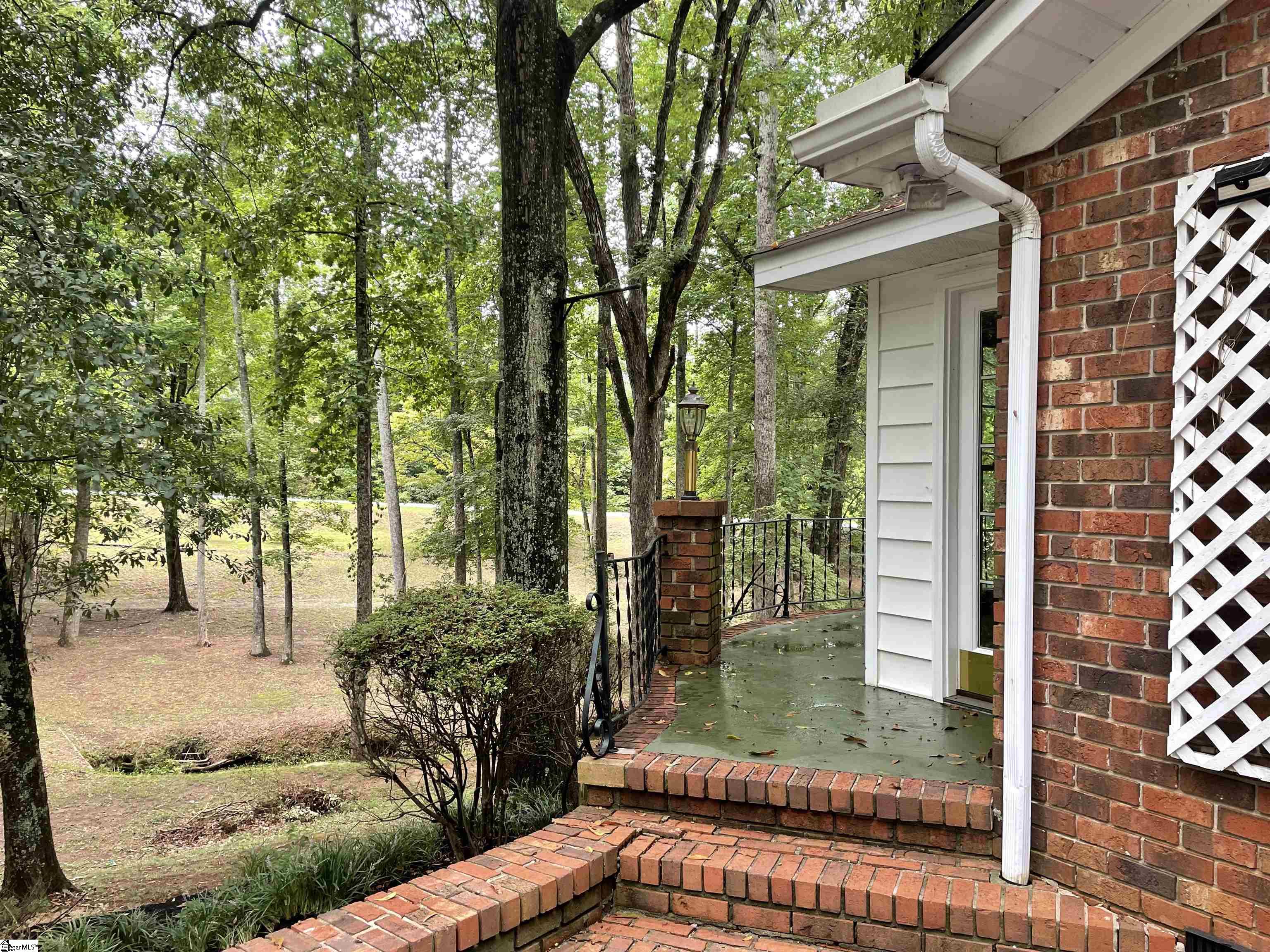 2246 State Park Road Greenville, SC 29609 - Photo 3 of 29 Gallery Image 3