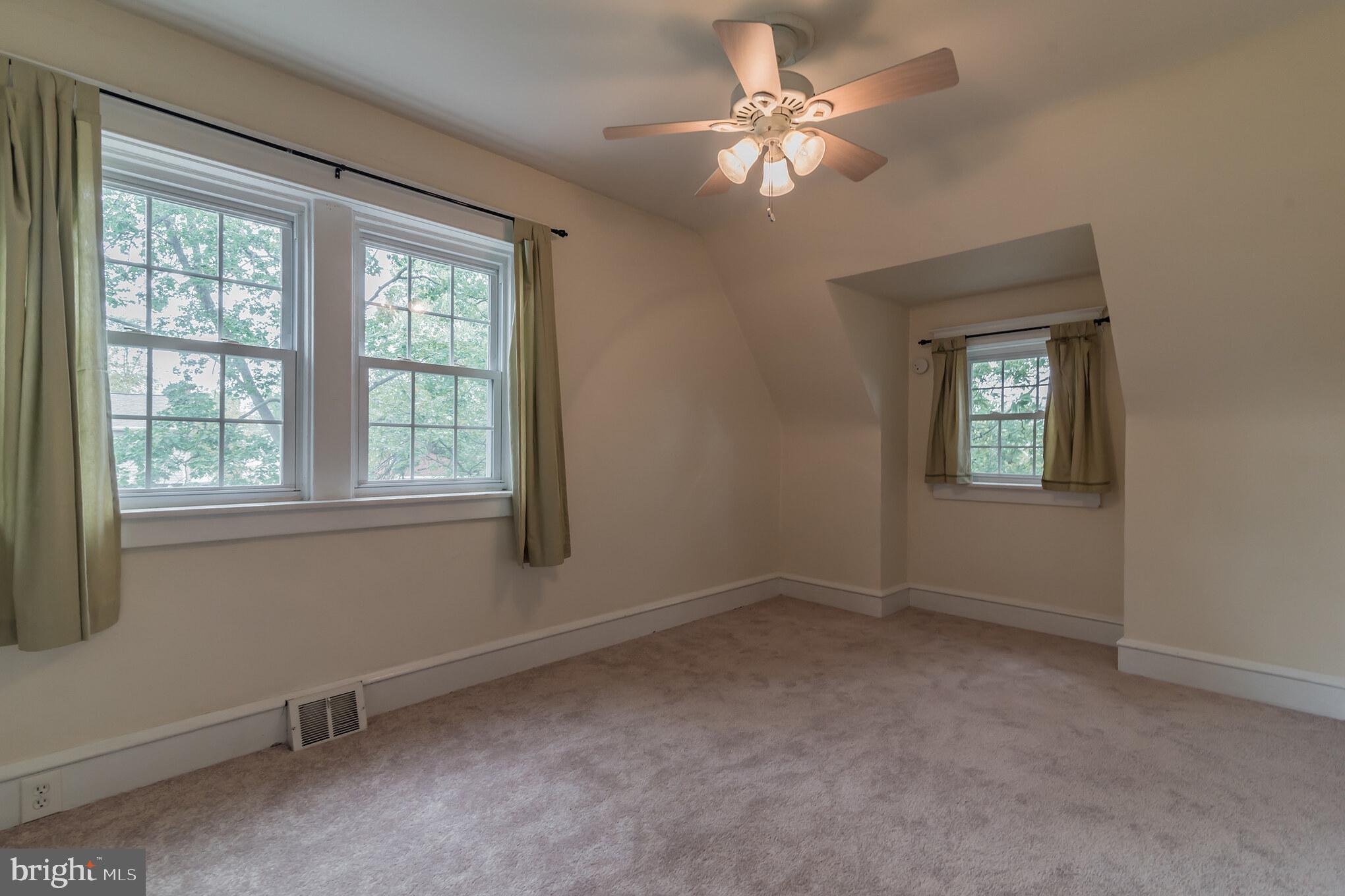 315 Derwyn Road Lansdowne, PA 19050 - Photo 17 of 27 Gallery Image 17