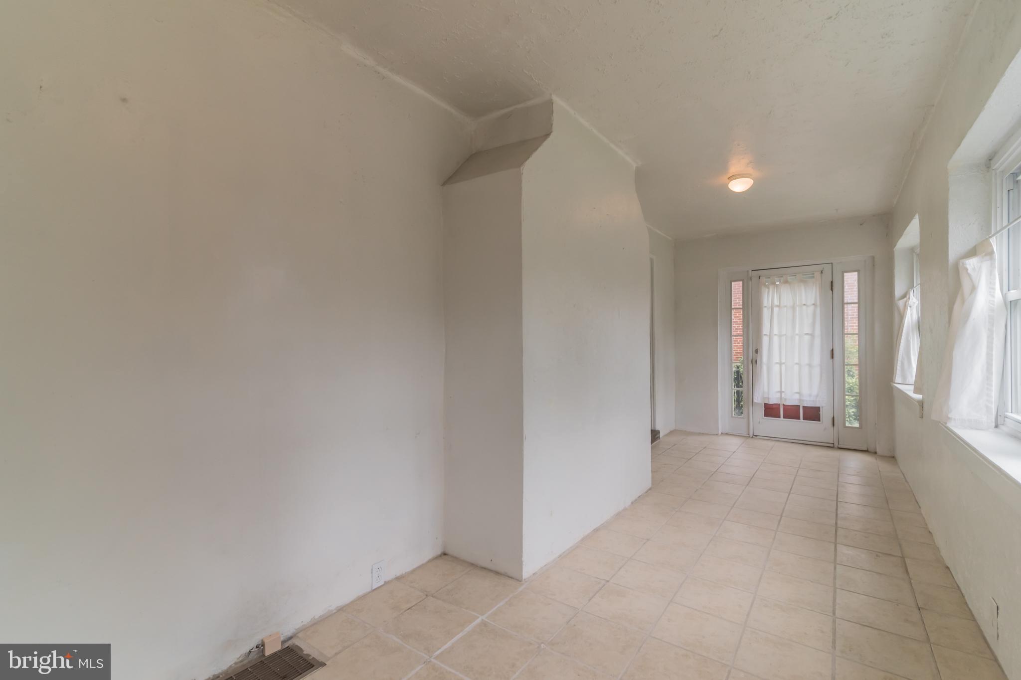 315 Derwyn Road Lansdowne, PA 19050 - Photo 7 of 27 Gallery Image 7