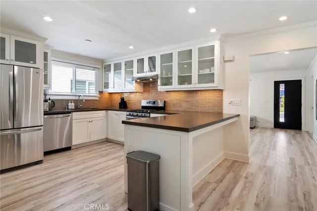 $6,970 | 24136 Kittridge Street, West Hills, CA 91307