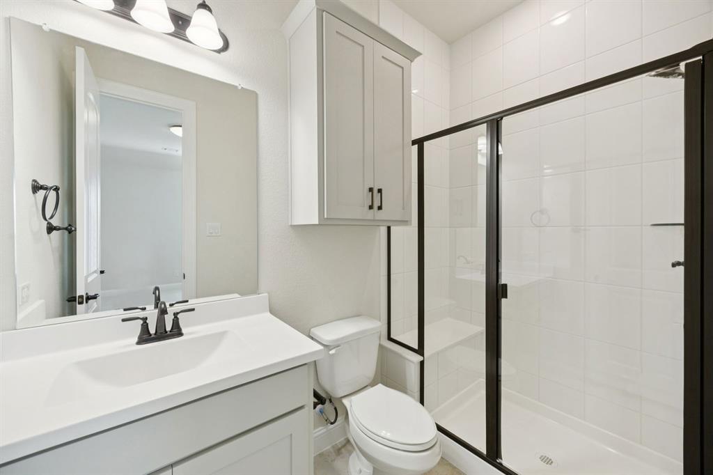 1016 Sunflower Street Crowley, TX 76036 - Photo 10 of 39 14-1016Sunflower_014