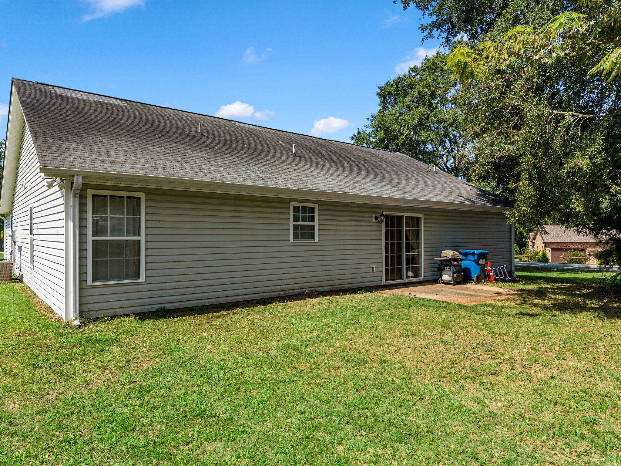 207 Gibbs Road Wellford, SC 29385 - Photo 27 of 34 Gallery Image 27