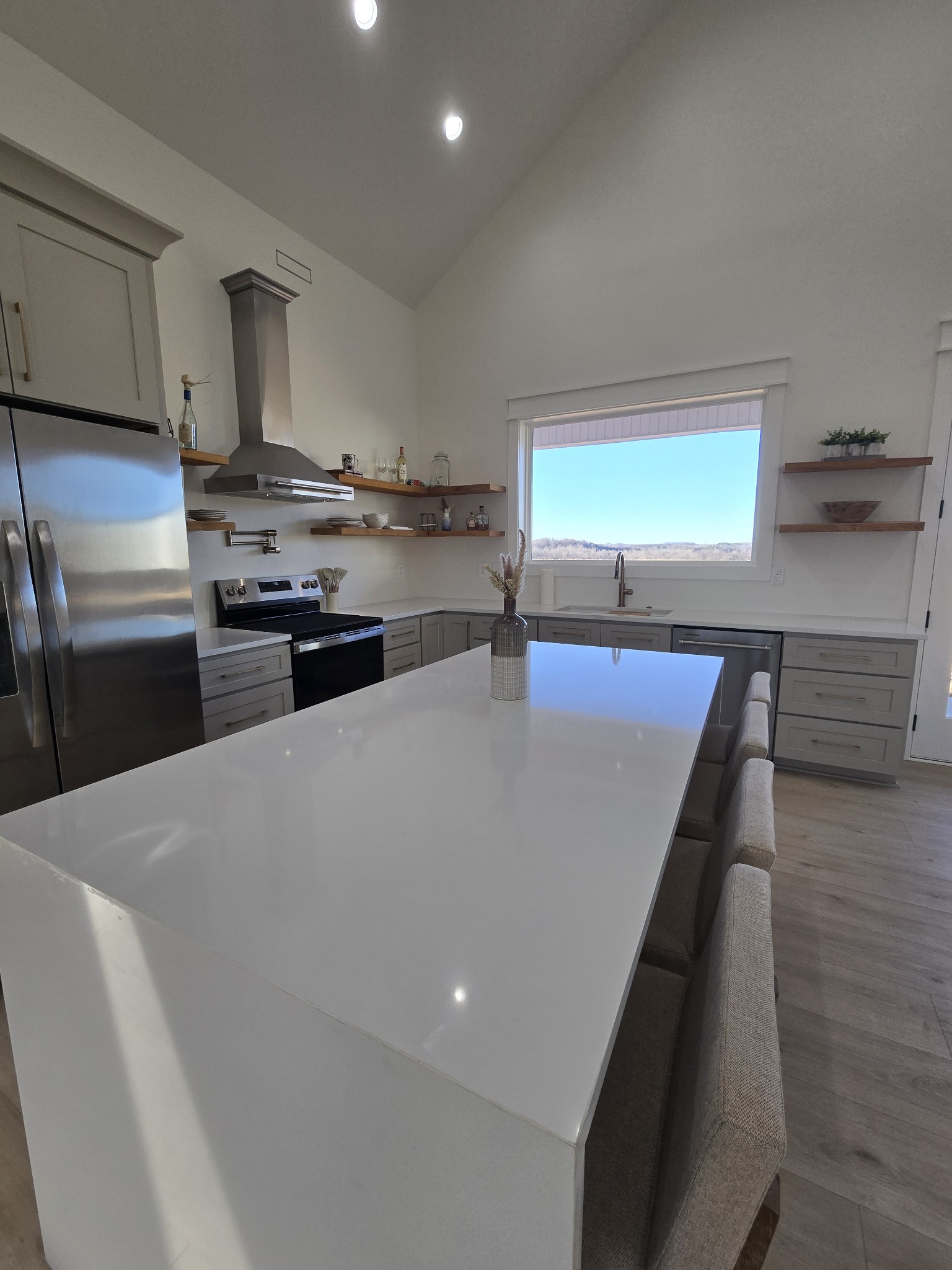 6784 Shelbyville Road Morrison, TN 37357 - Photo 23 of 48 a kitchen with stainless steel appliances granite countertop a sink and stove top oven