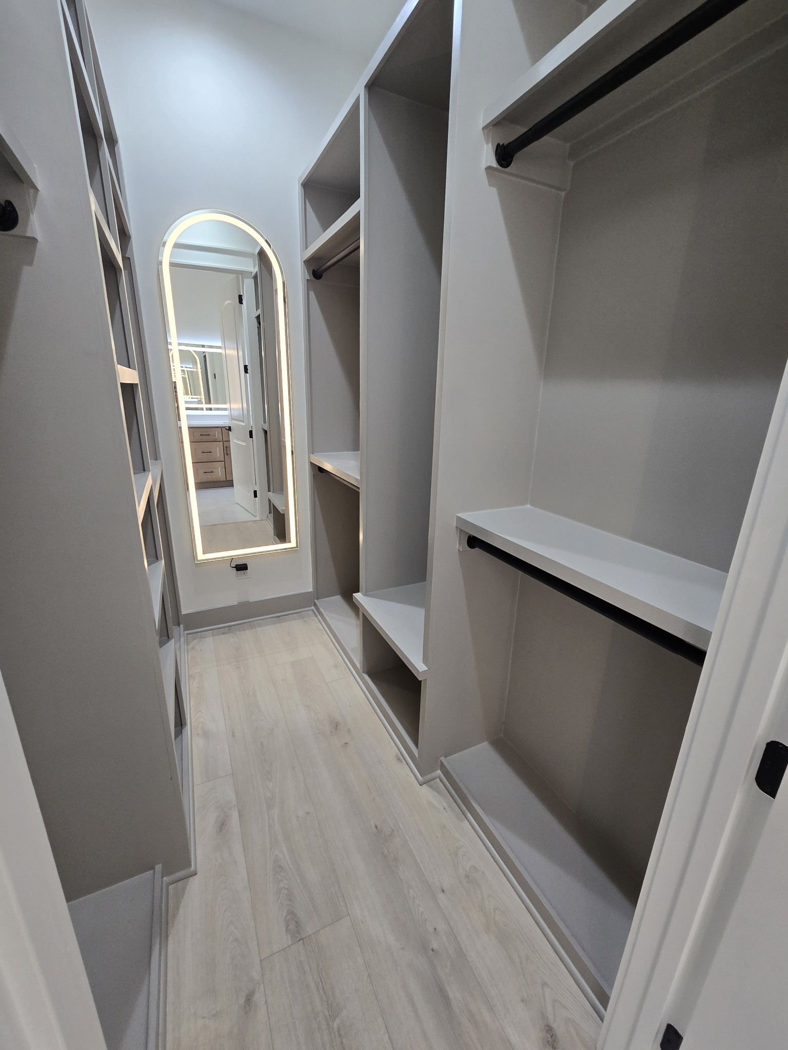 6784 Shelbyville Road Morrison, TN 37357 - Photo 46 of 48 a view of an entryway with a kitchen