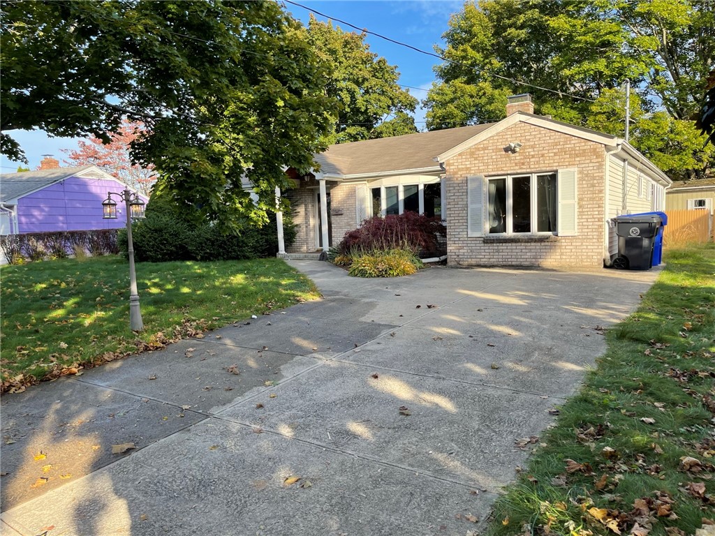 70 Garden Drive East Providence, RI 02915 - Photo 2 of 26