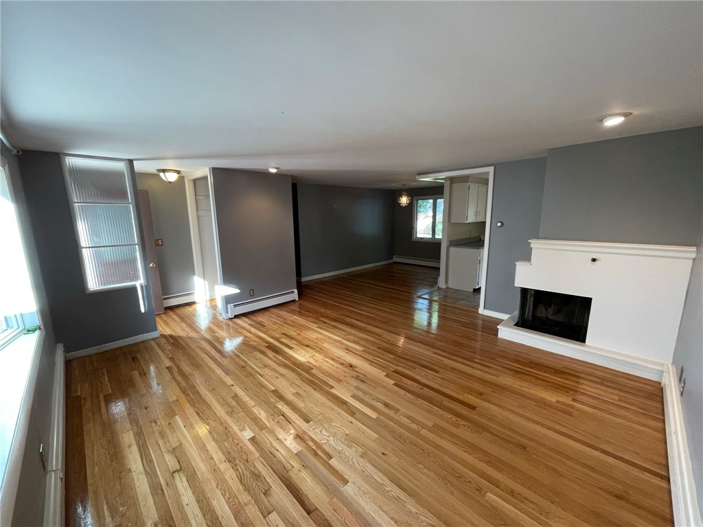 70 Garden Drive East Providence, RI 02915 - Photo 4 of 26