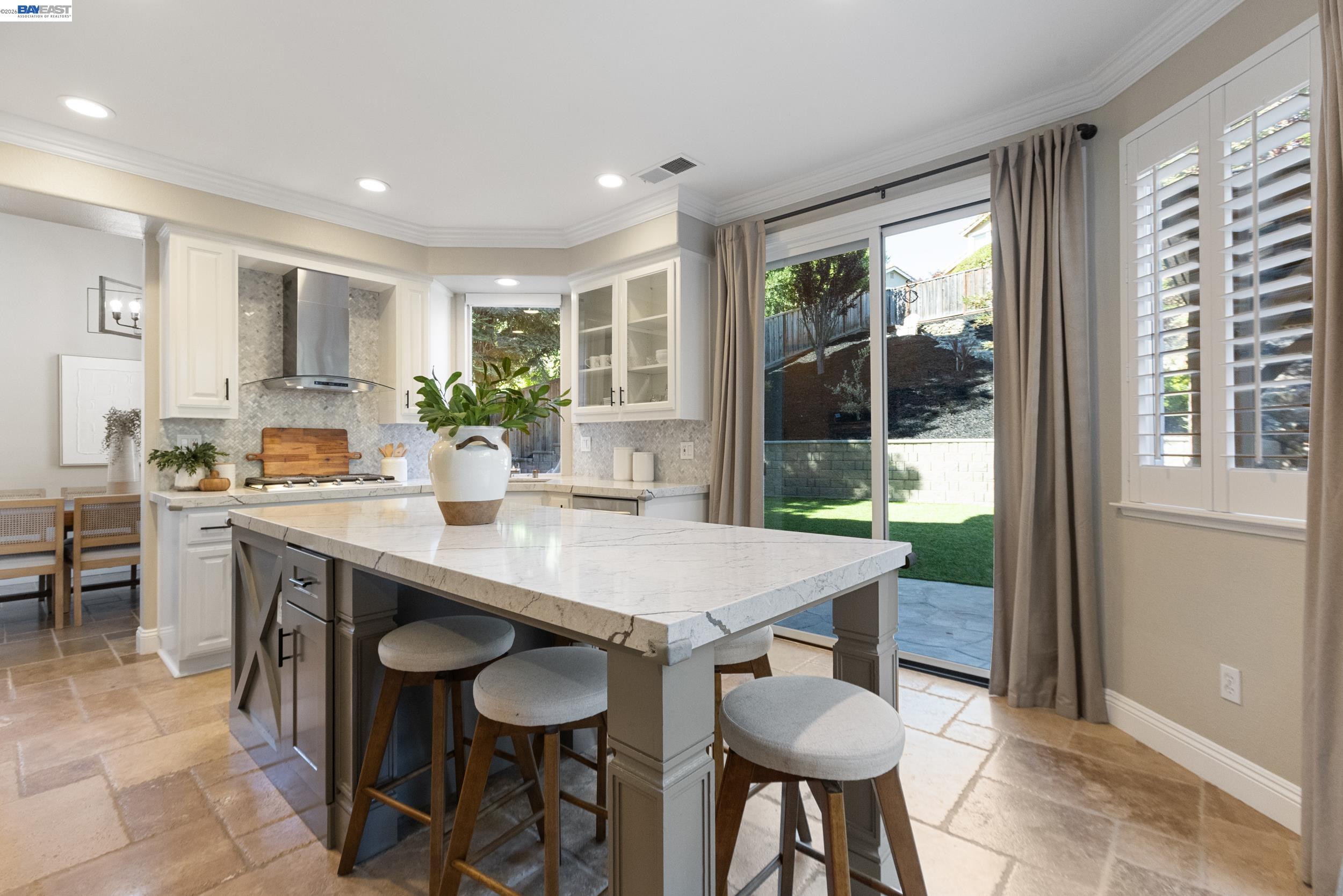 377 Squirrel Ridge Way Danville, CA 94506 - Photo 15 of 63