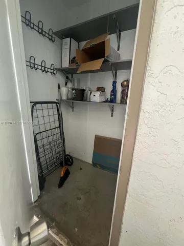 $1,720 | 550 South Park Road, Unit 148, Hollywood, FL 33021