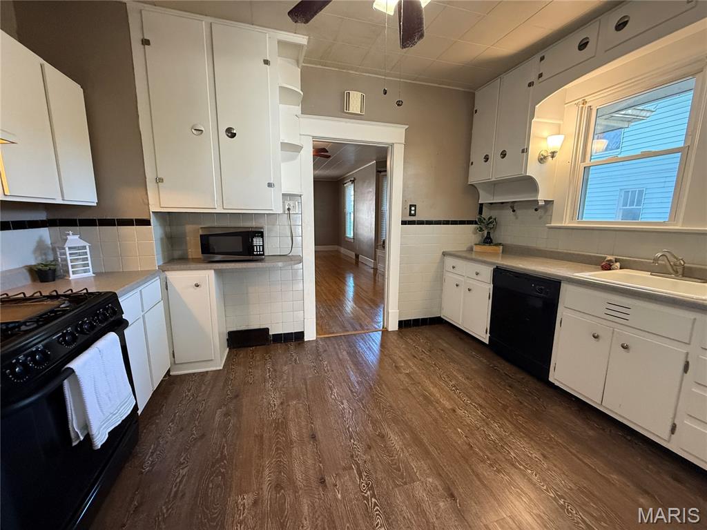 3317 Jackson Street Alton, IL 62002 - Photo 11 of 49