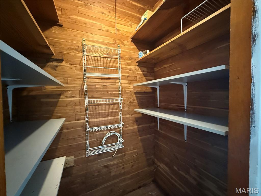 3317 Jackson Street Alton, IL 62002 - Photo 12 of 49