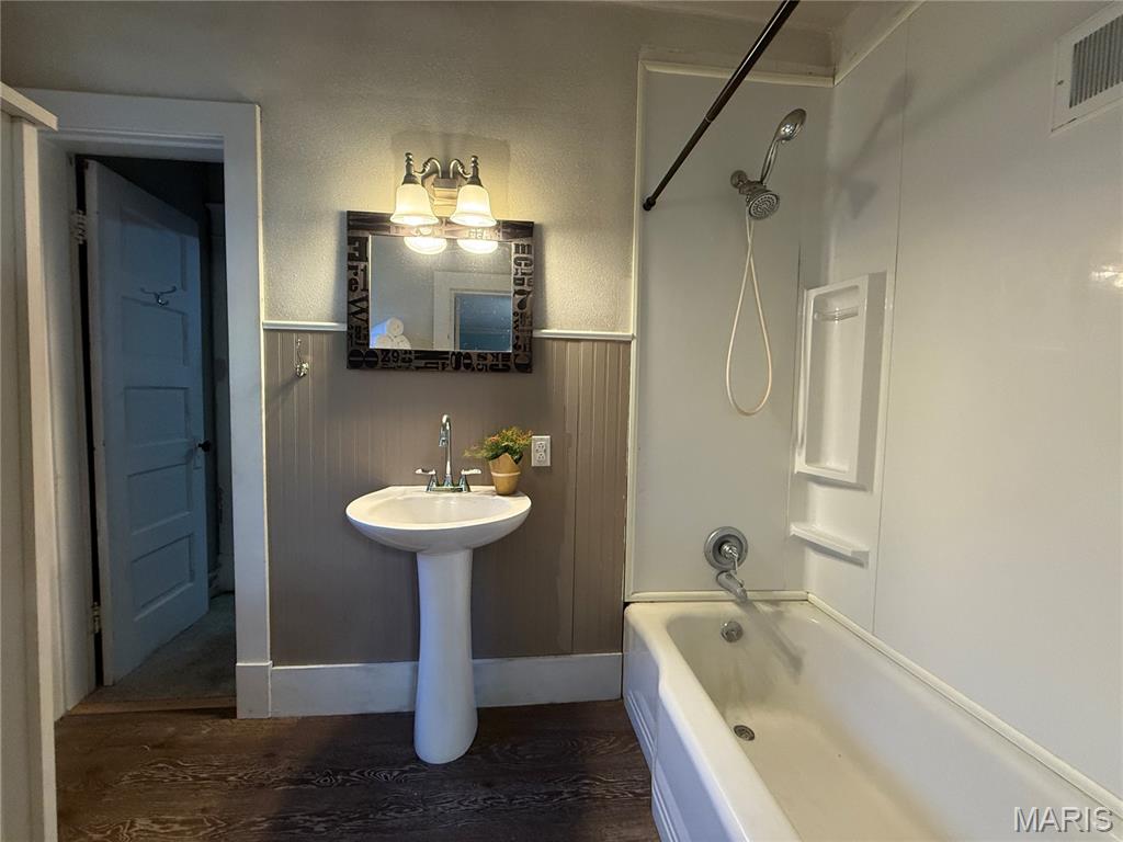 3317 Jackson Street Alton, IL 62002 - Photo 30 of 49