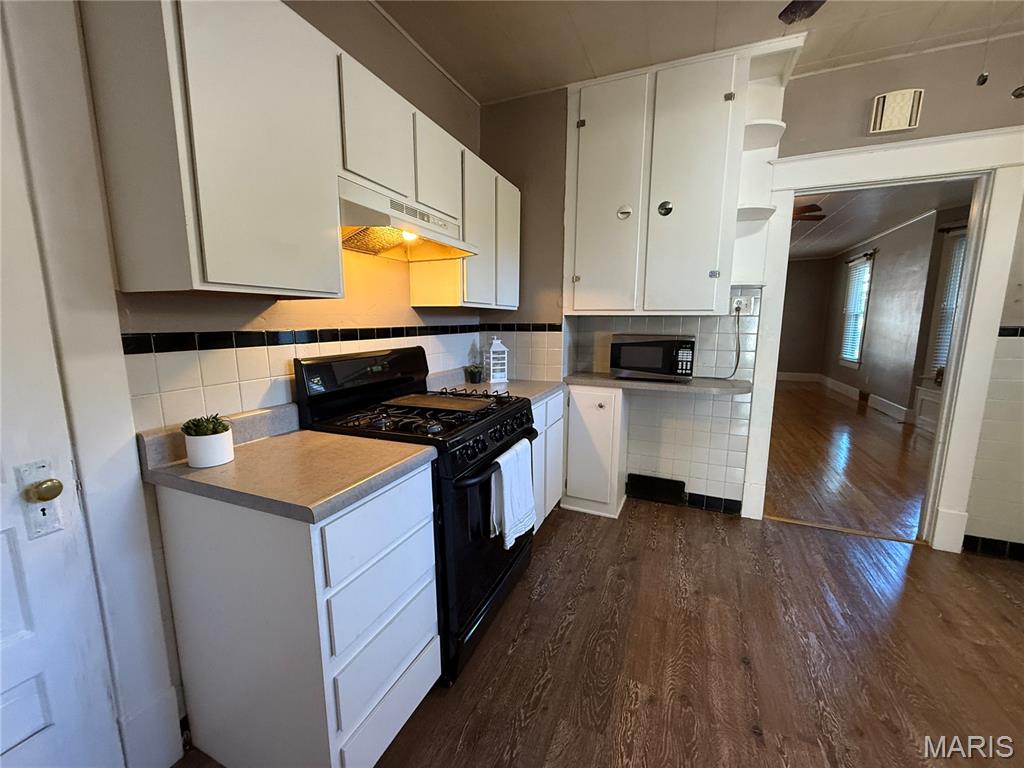 3317 Jackson Street Alton, IL 62002 - Photo 10 of 49