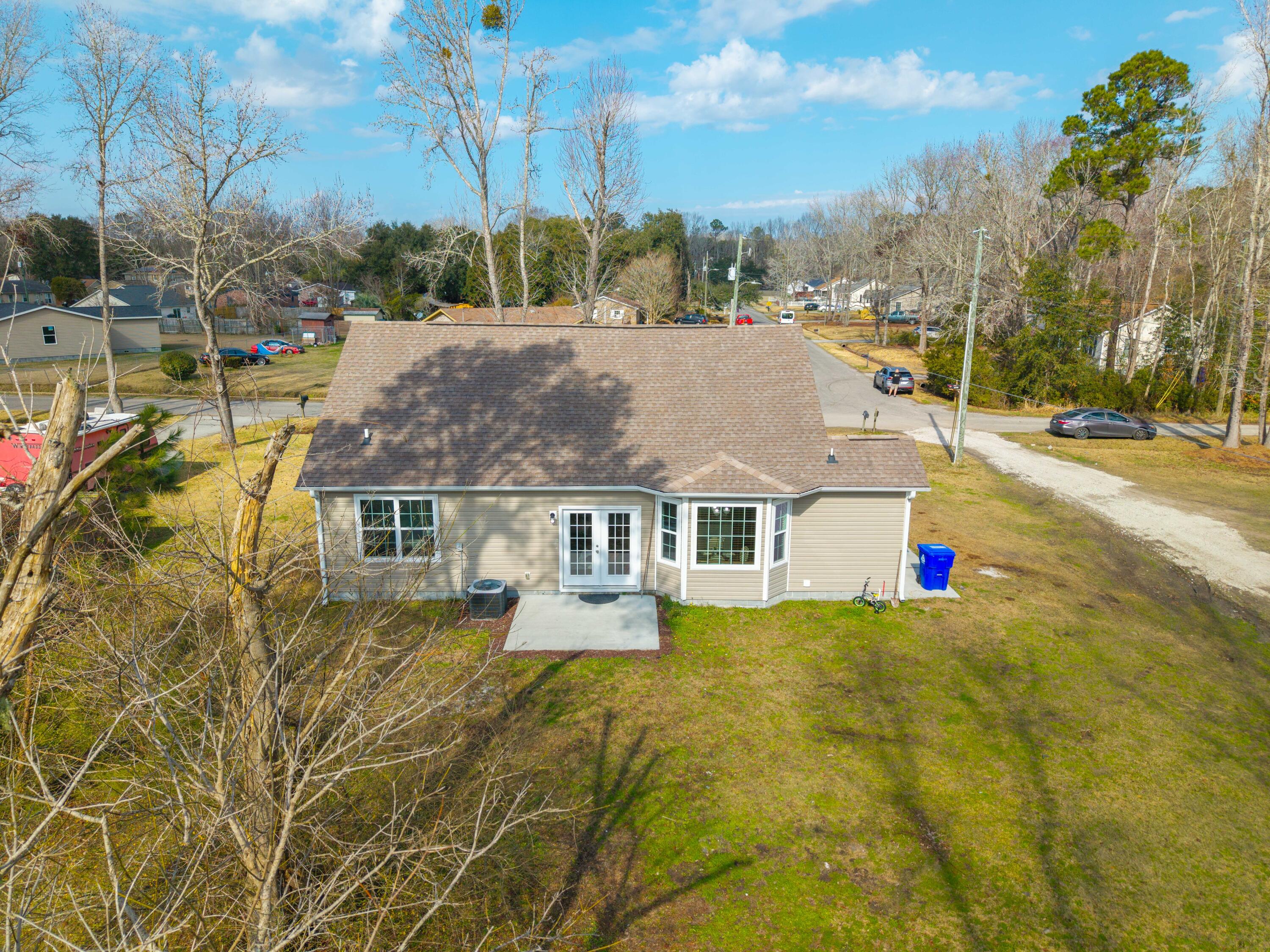 5037 Govan Road Hollywood, SC 29449 - Photo 24 of 27 Back of home