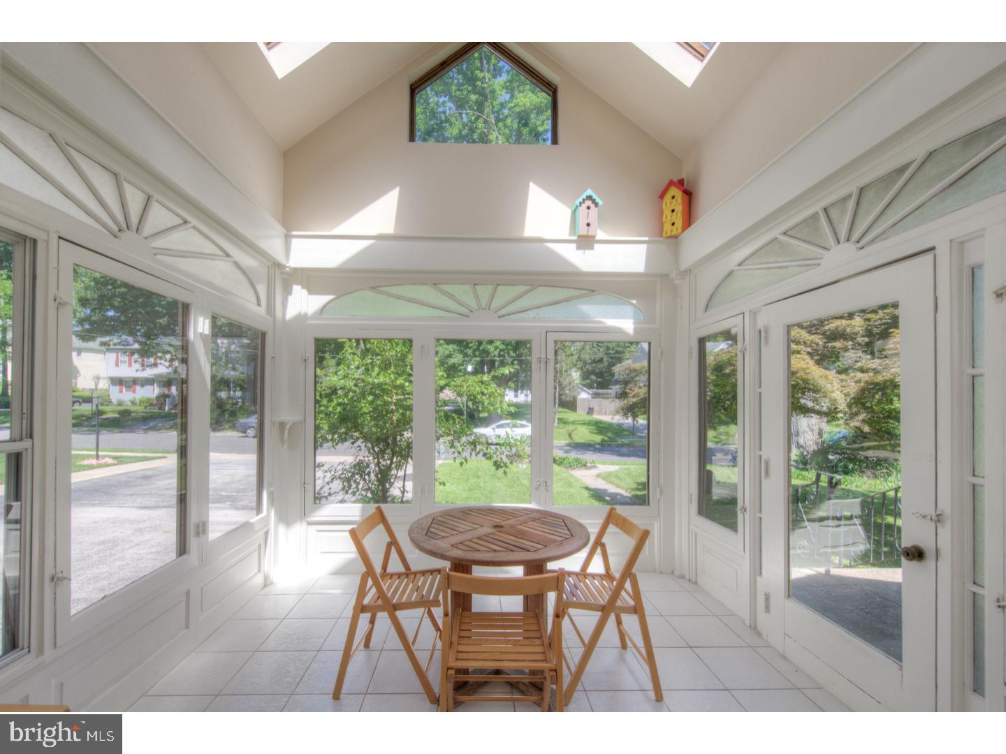 141 South Rolling Road Springfield, PA 19064 - Photo 2 of 24 Sun Room