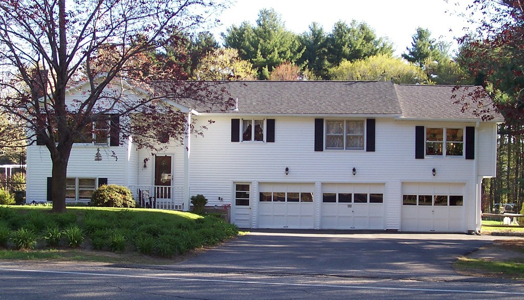 724 Bay Road Amherst, MA 01002 - Photo 1 of 30