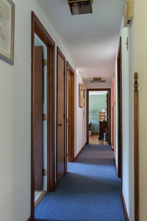 724 Bay Road Amherst, MA 01002 - Photo 13 of 30