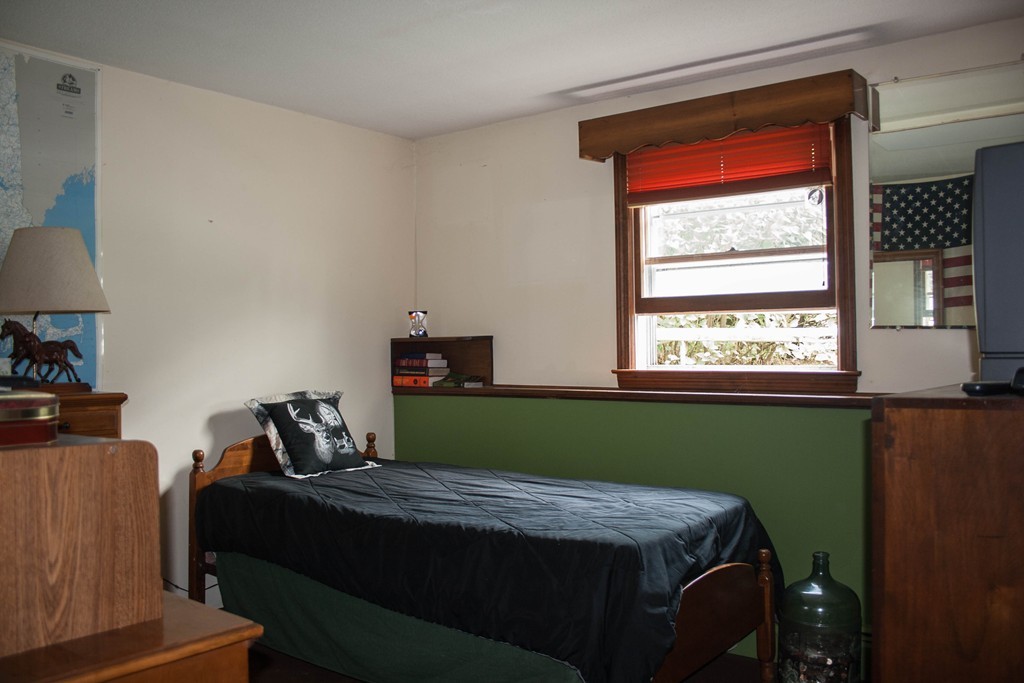 724 Bay Road Amherst, MA 01002 - Photo 22 of 30