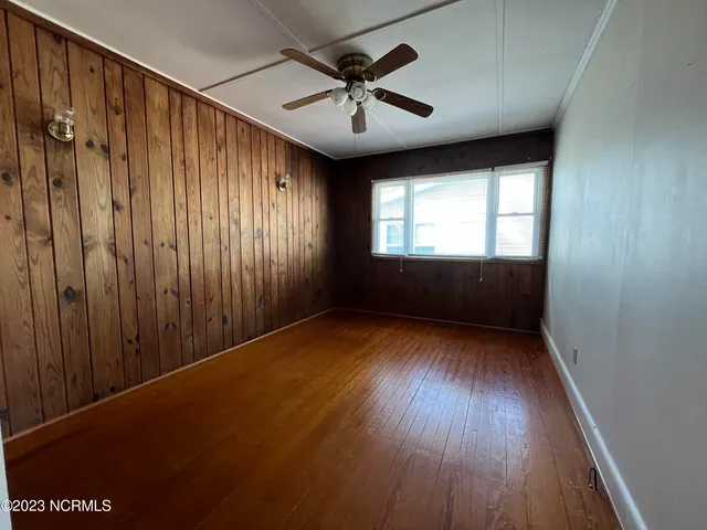 $1,300 | 1011 Maple Street, Elizabeth City, NC 27909