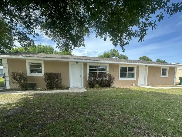 $2,100 | 6602 Palomar Parkway, Unit A, Fort Pierce, FL 34951