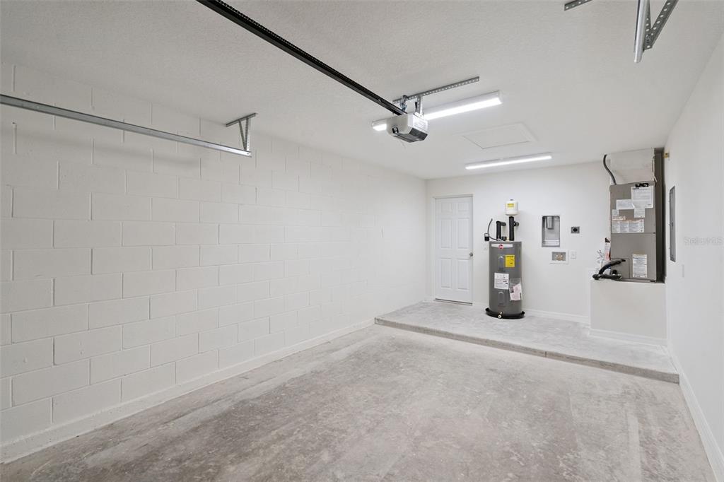 1075 North Rockingham Avenue Tavares, FL 32778 - Photo 14 of 16 a view of empty room with empty racks