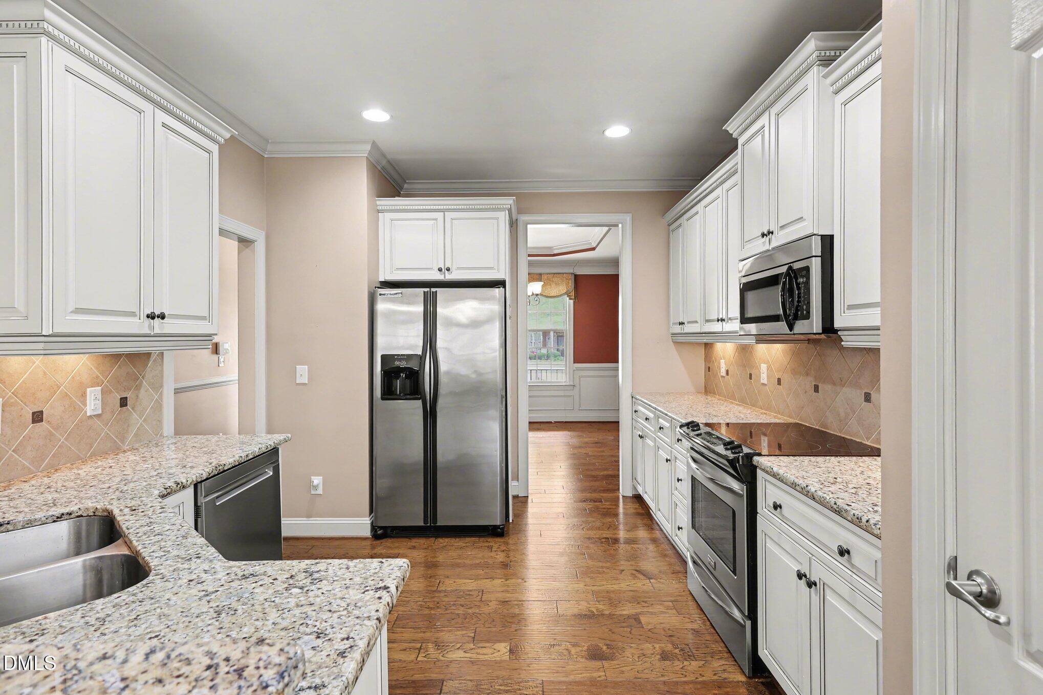 520 Easy Wind Lane Garner, NC 27529 - Photo 8 of 36 Kitchen