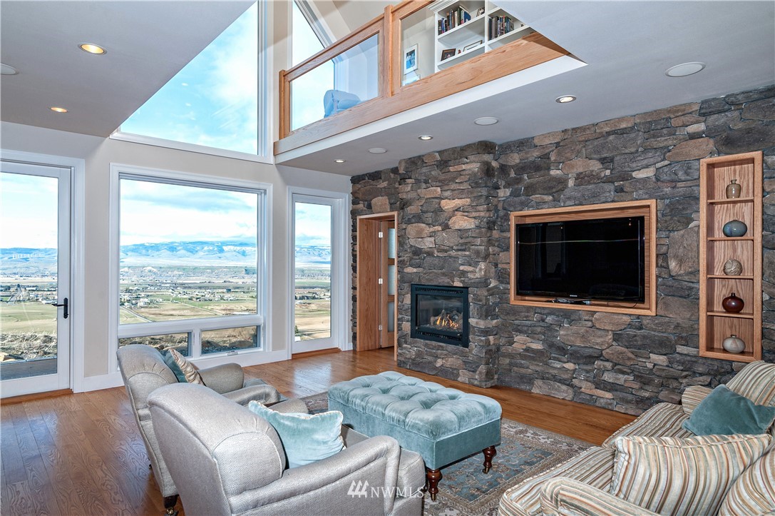 41 Ridge Road Ellensburg, WA 98926 - Photo 2 of 25 Gallery Image 2