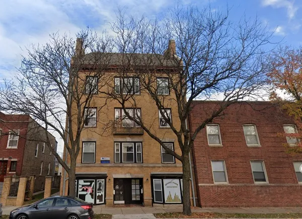 $1,700 | 3808 West Irving Park Road, Unit 12, Chicago, IL 60618