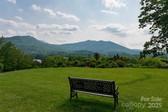 $635,000 | 28 Craggy Vista Drive, Swannanoa, NC 28778