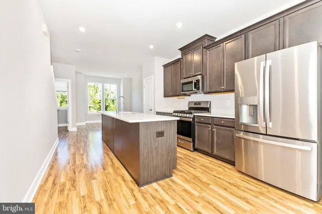 $515,000 | 3525 Carnaby Street, Hyattsville, MD 20782