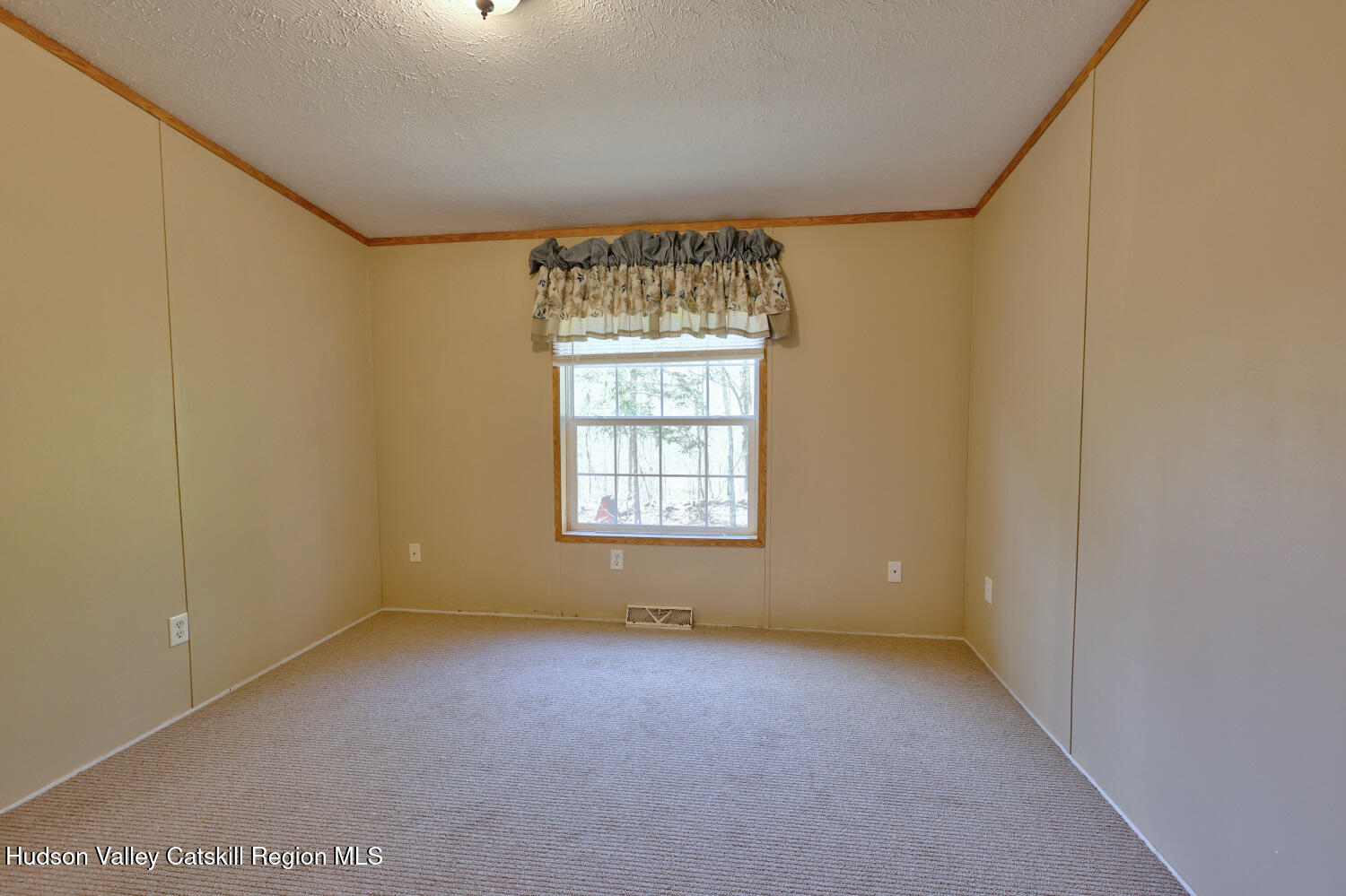201 Edison Timmerman Road Cairo, NY 12413 - Photo 20 of 49 a view of an empty room with a window