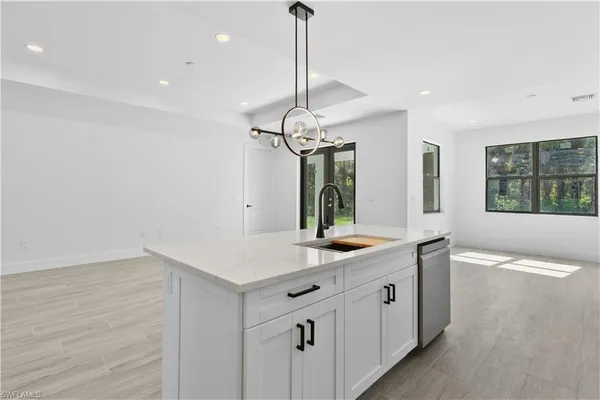 $529,900 | 2132 Desoto Boulevard South, Naples, FL 34117