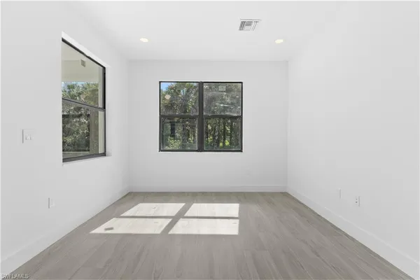 $529,900 | 2132 Desoto Boulevard South, Naples, FL 34117
