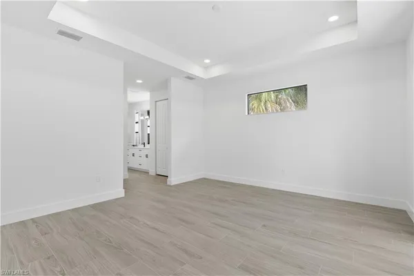 $529,900 | 2132 Desoto Boulevard South, Naples, FL 34117
