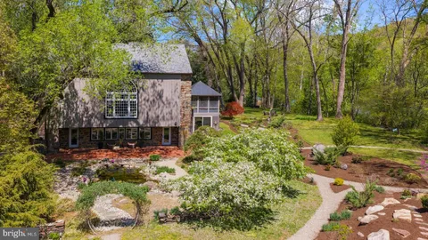 $2,999,000 | 6 Bridge One Lane, Pipersville, PA 18947