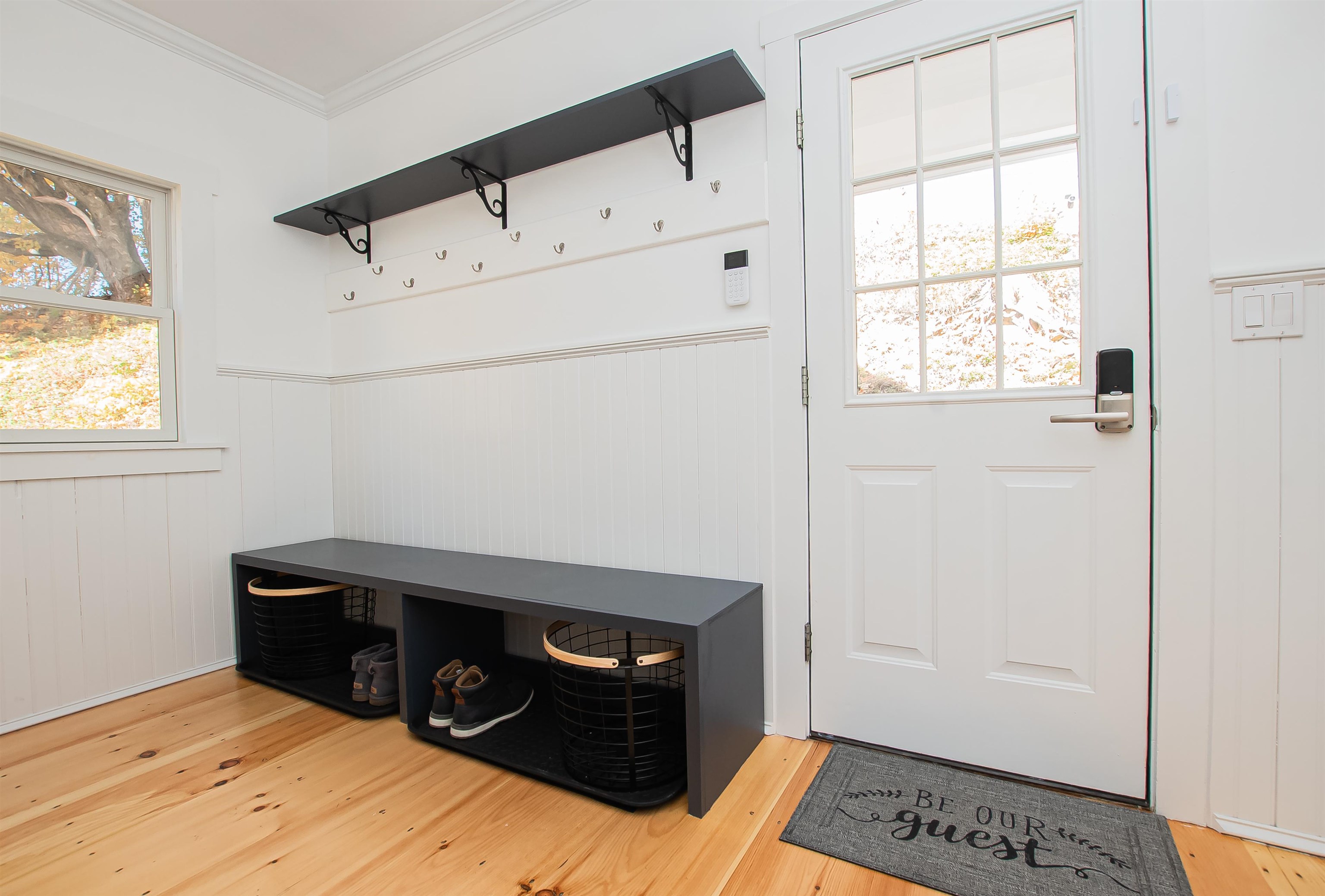 51 High Street Ludlow, VT 05149 - Photo 4 of 46