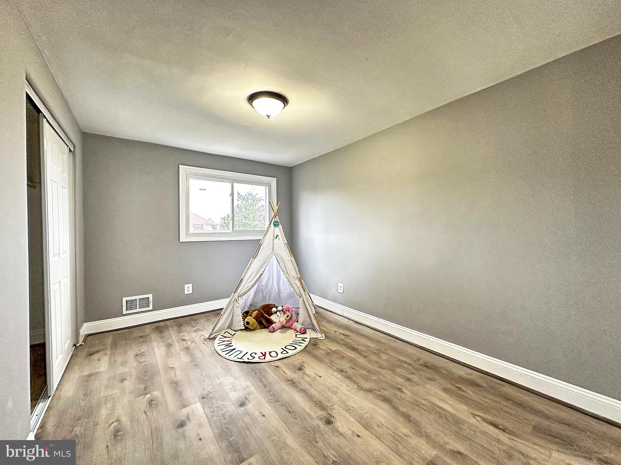 5702 Van Dyke Road Baltimore, MD 21206 - Photo 15 of 24 Gallery Image 15
