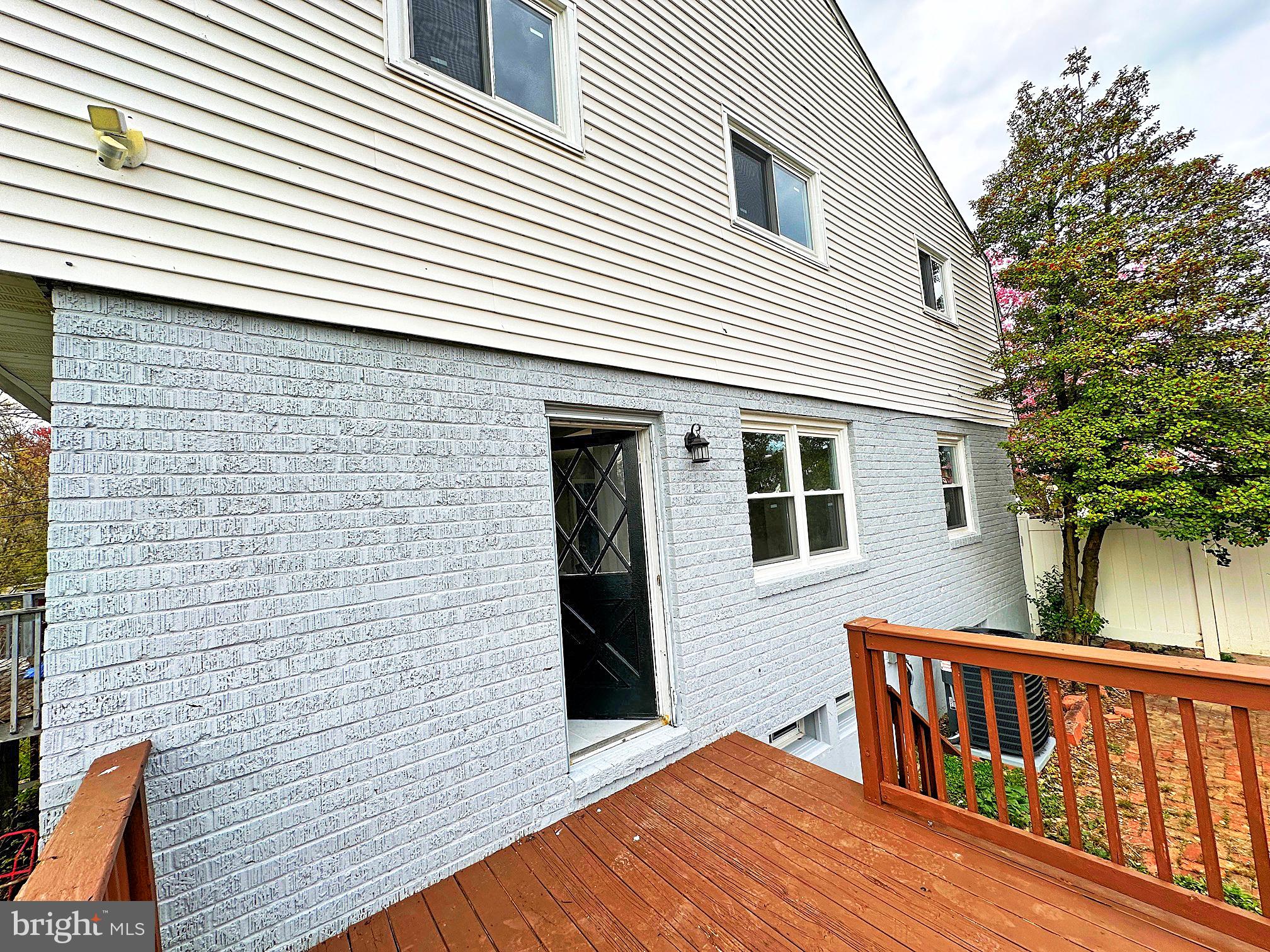 5702 Van Dyke Road Baltimore, MD 21206 - Photo 21 of 24 Gallery Image 21