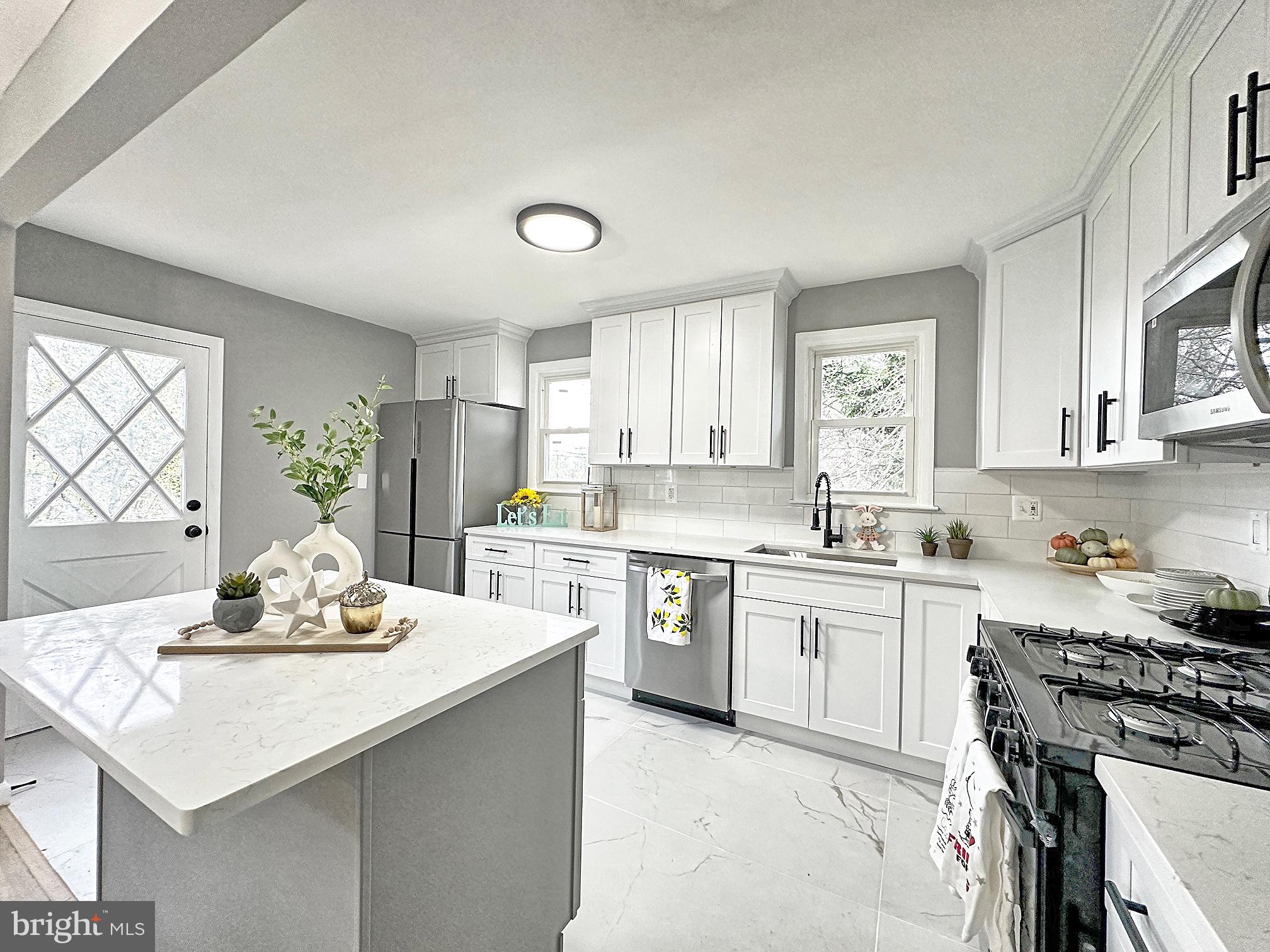 5702 Van Dyke Road Baltimore, MD 21206 - Photo 7 of 24 Gallery Image 7