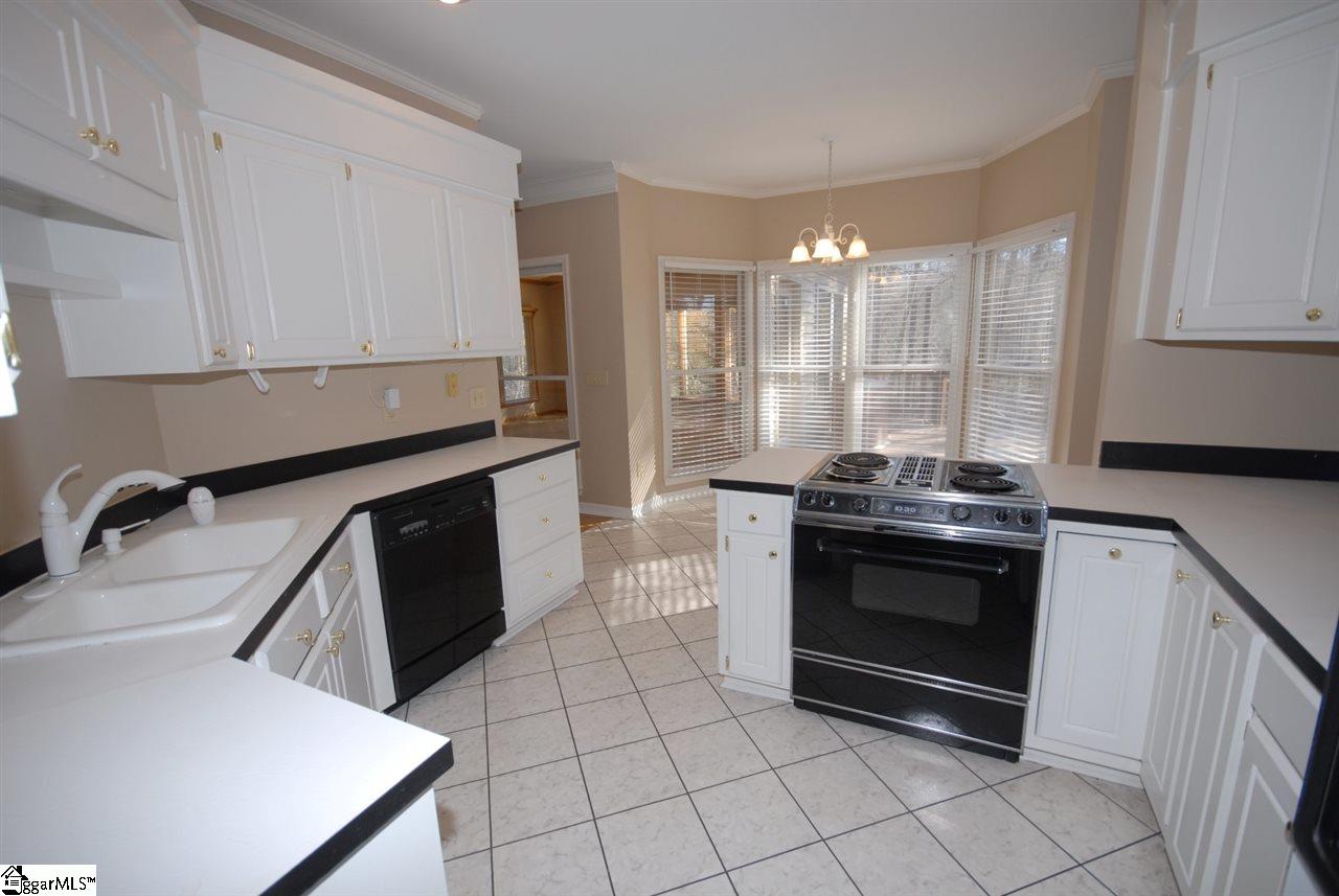 217 Hunters Trail Walhalla, SC 29691 - Photo 10 of 35 Gallery Image 10