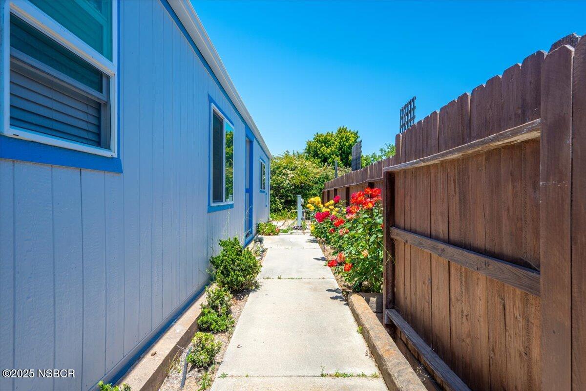 1104 Devonshire Place Santa Maria, CA 93455 - Photo 2 of 46 05-Exterior Front